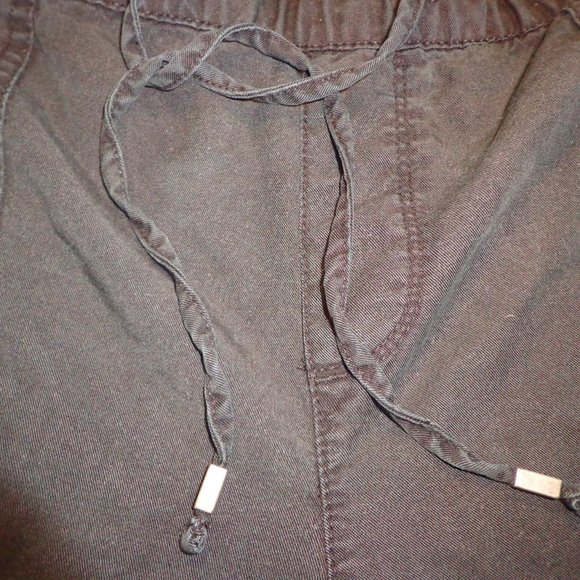 GAP Drawcord Waist Cropped Pants S Black Elastic Waist/Cuffs Pockets - Picture 14 of 14